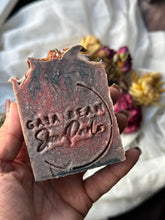 Load image into Gallery viewer, Black Rose & Spice