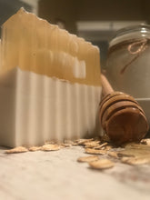 Load image into Gallery viewer, Milk & Honey Bar