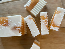 Load image into Gallery viewer, Milk & Honey Bar