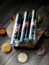 Load image into Gallery viewer, Garden of Gaia~essential oil perfume roller
